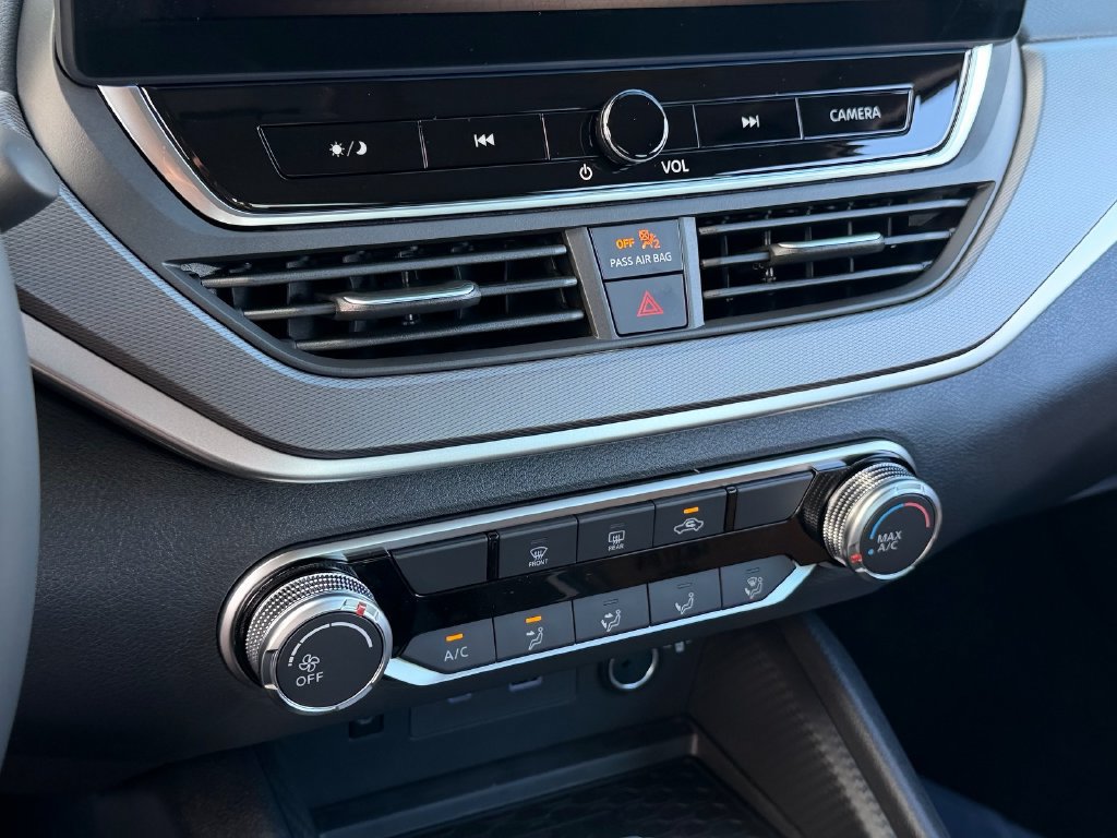 New 2026 Nissan Altima 2.5 SR FWD image 14