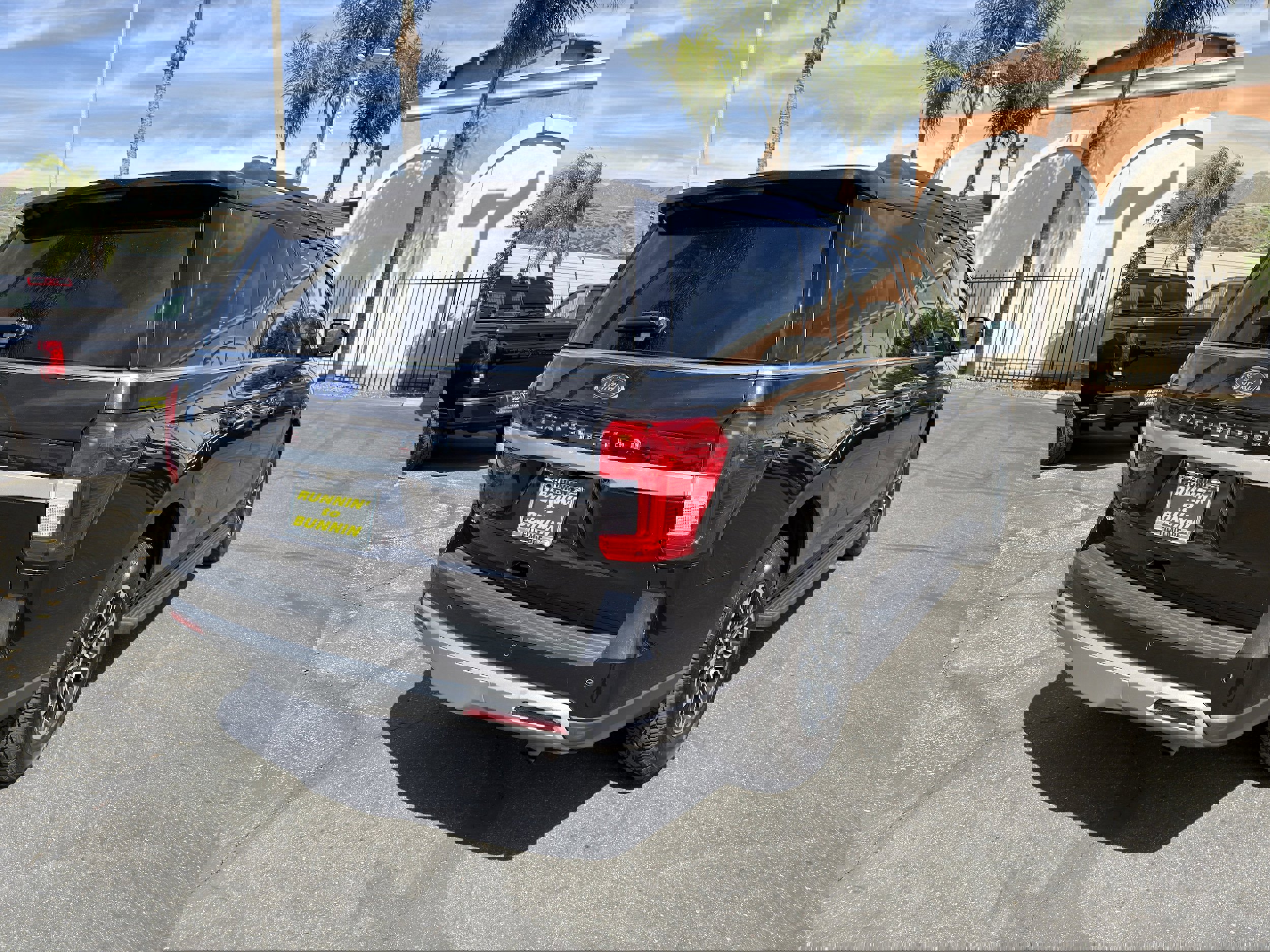 Used 2024 Ford Expedition XLT AWD/4WD image 8