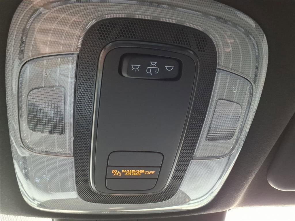 Used 2025 Hyundai Elantra Sport image 27