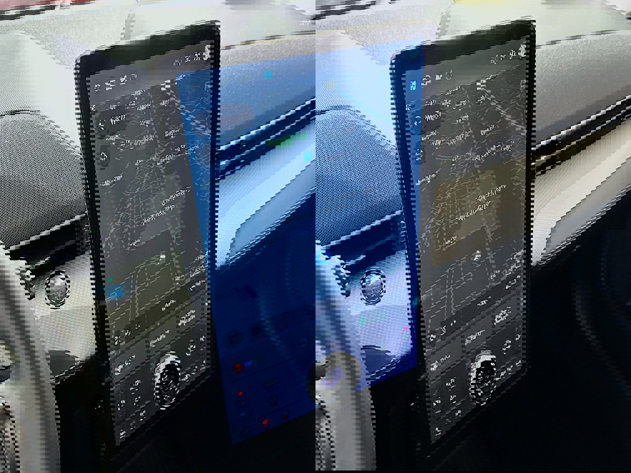 Used 2021 Ford Mustang Mach-E Select w/ Comfort/Technology Package image 2