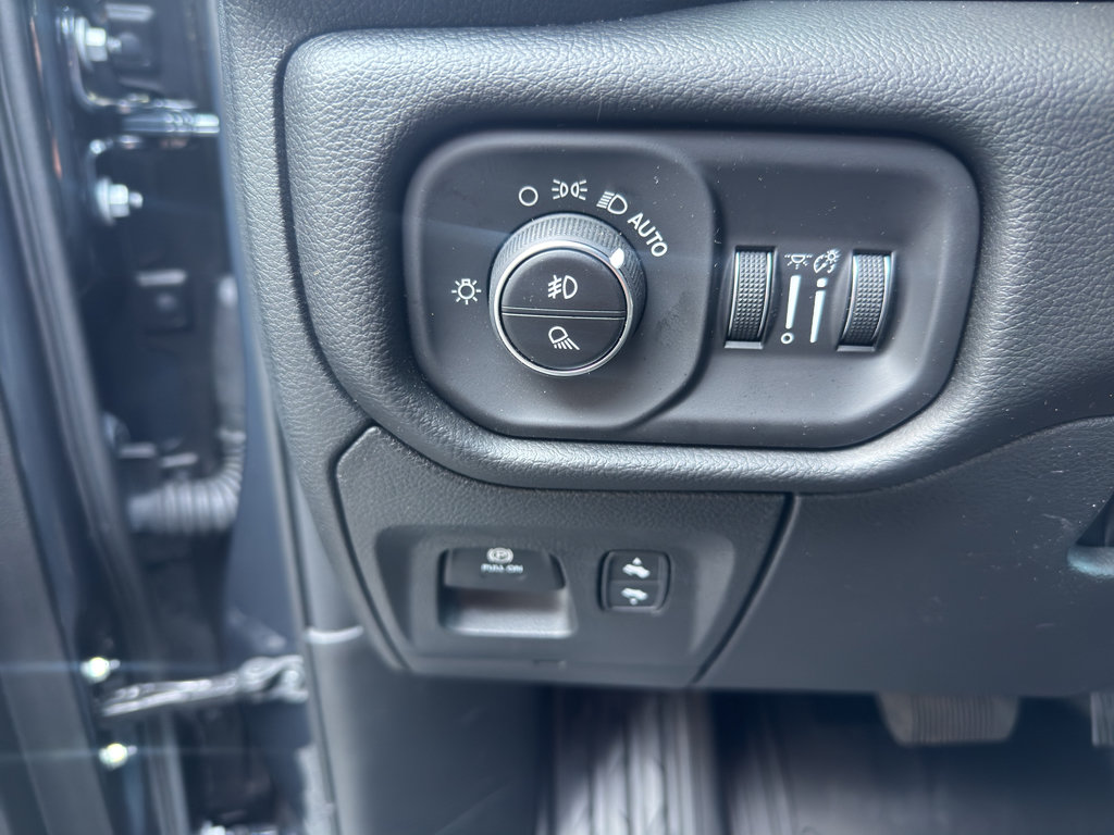 Used 2026 RAM 1500 Big Horn AWD/4WD image 22