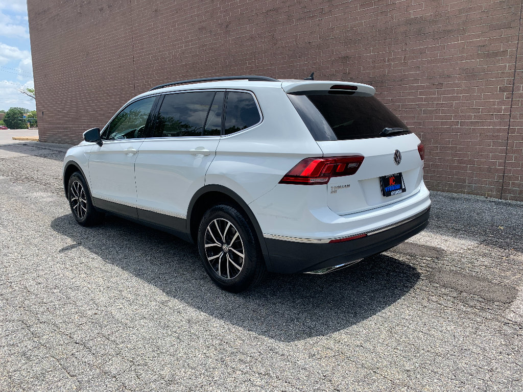Used 2021 Volkswagen Tiguan SE AWD/4WD image 3