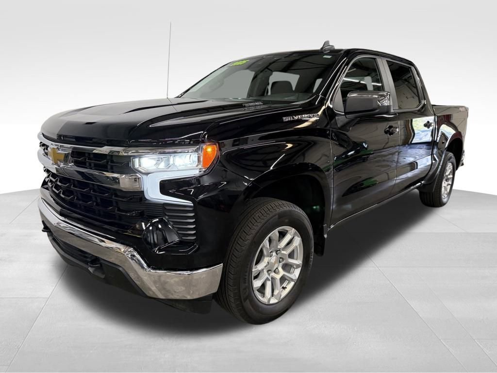 Used 2025 Chevrolet Silverado 1500 LT
