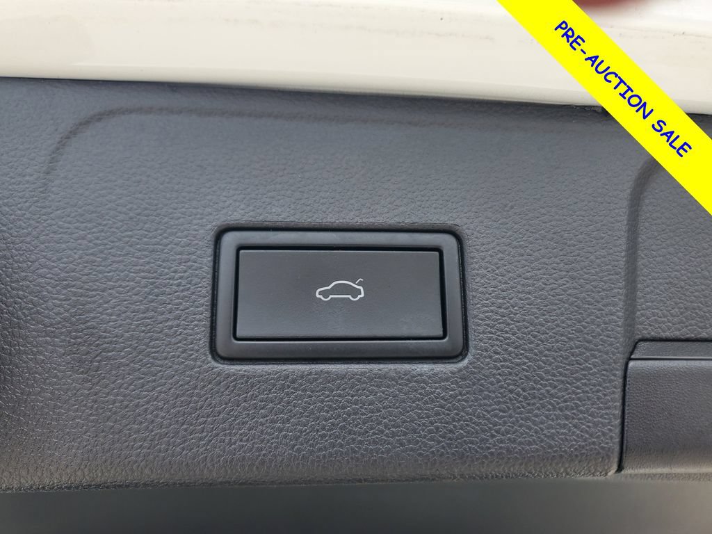 Used 2023 Volkswagen Atlas SE FWD image 9