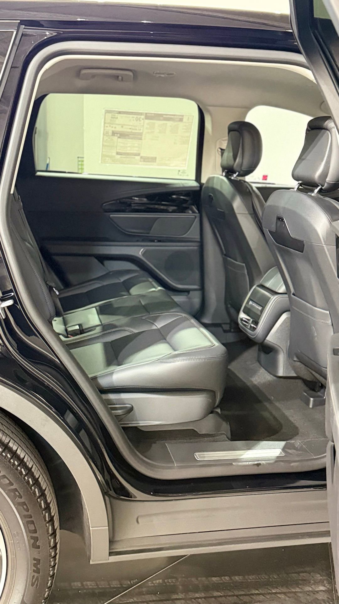 New 2026 Lincoln Nautilus Premier w/ Jet Appearance Package image 62
