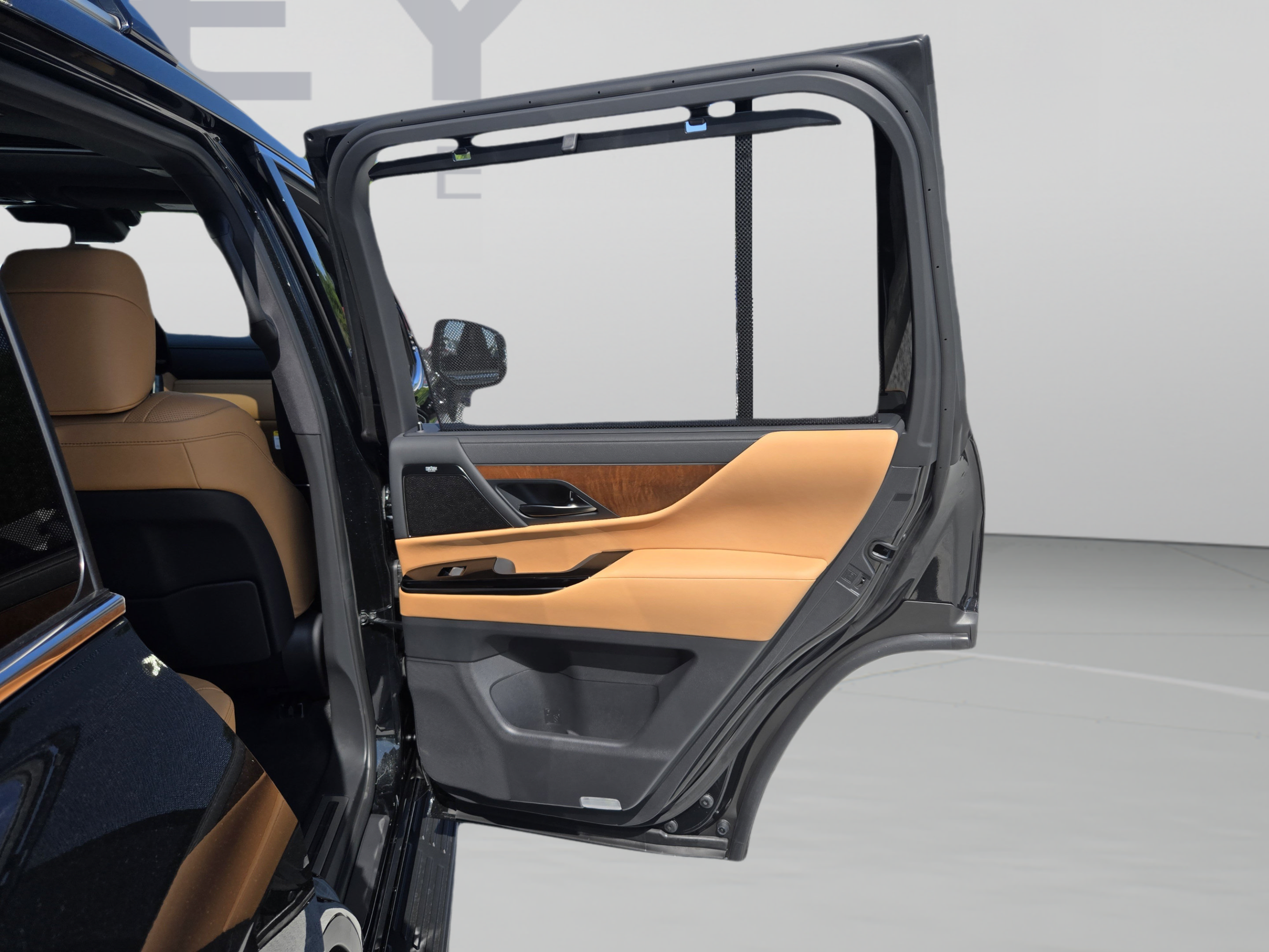 New 2026 Lexus LX 600 4WD w/ Luxury Package image 24