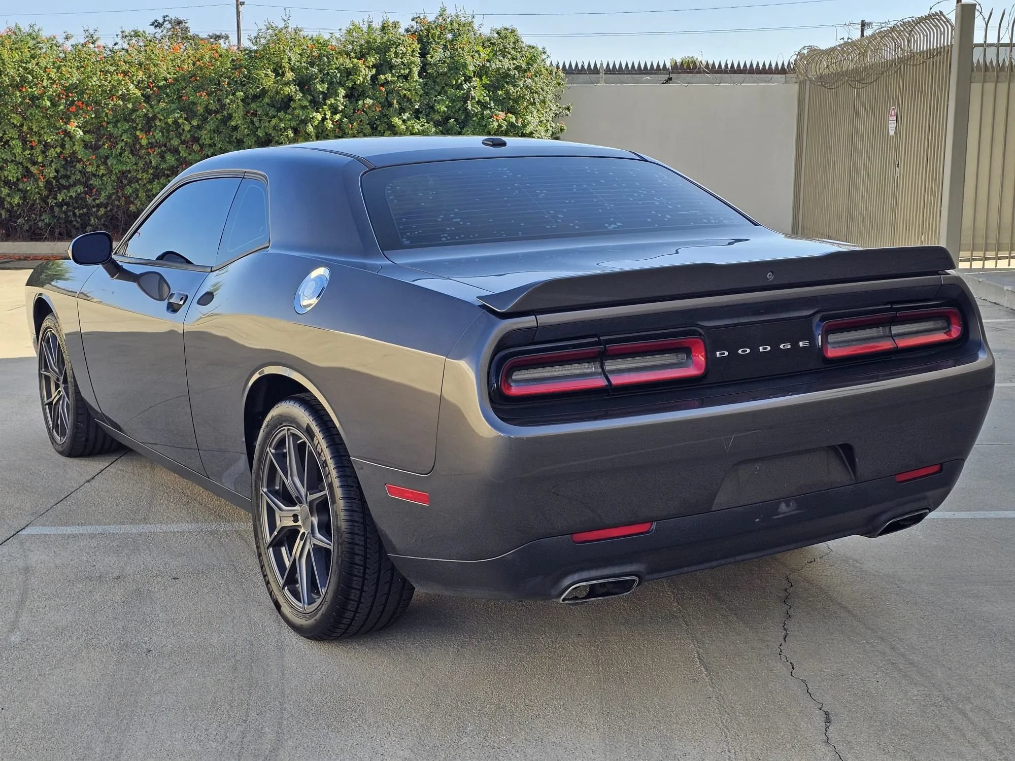 Used 2018 Dodge Challenger SXT RWD image 7