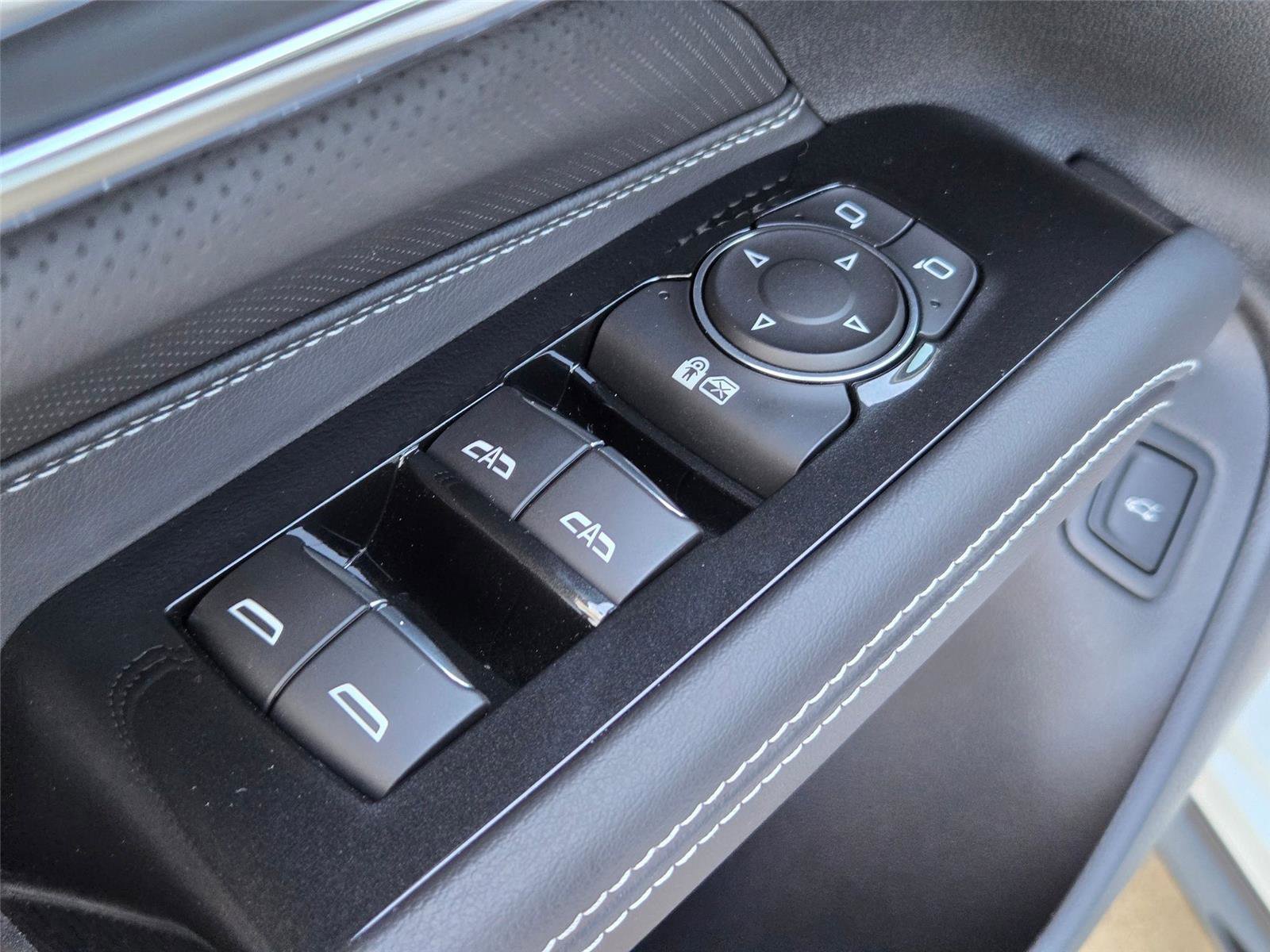 Certified 2024 Cadillac CT4 V Blackwing w/ Driver Assist Package RWD image 25