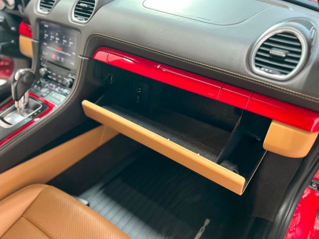 Used 2018 Porsche 718 Cayman Base image 33