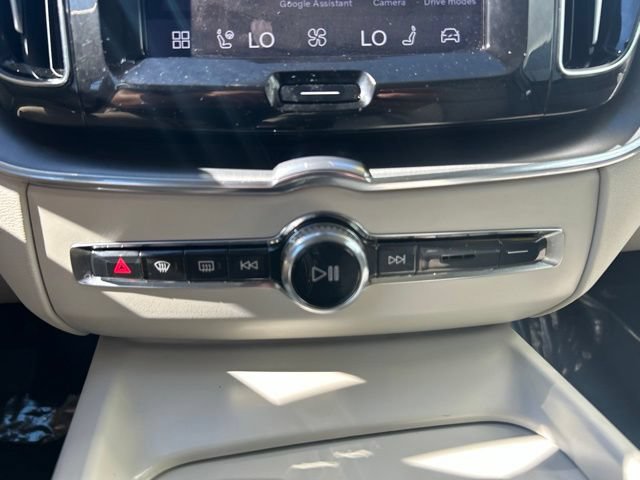 Certified 2024 Volvo XC60 T8 Core w/ Climate Package AWD/4WD image 26