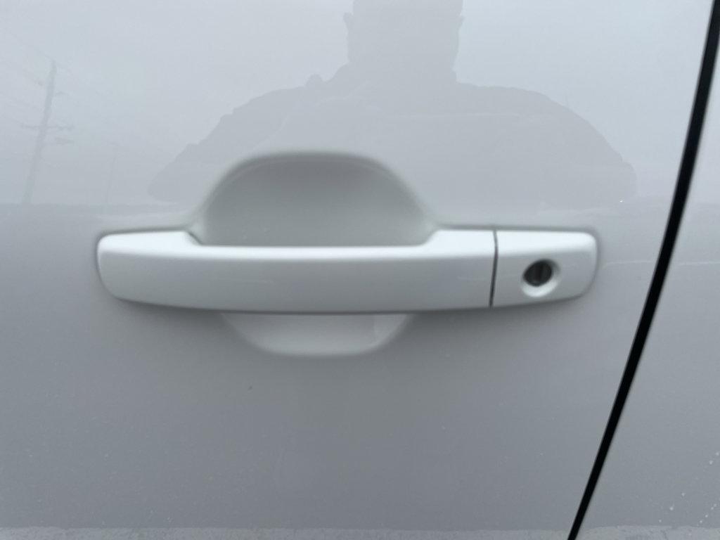 New 2026 Nissan Frontier SV w/ Tow Package image 6