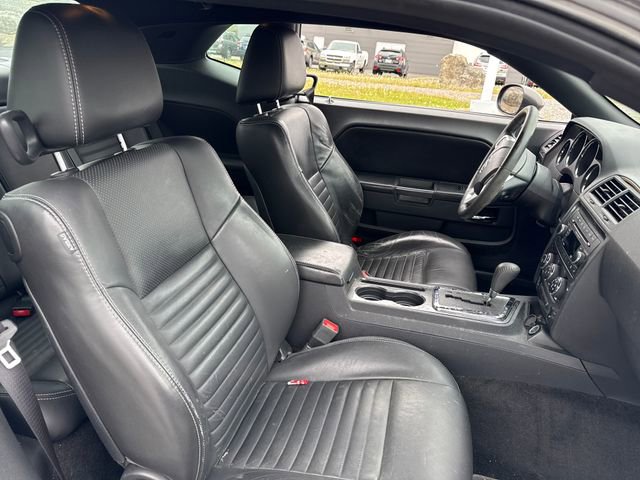 Used 2014 Dodge Challenger SXT Plus RWD image 11