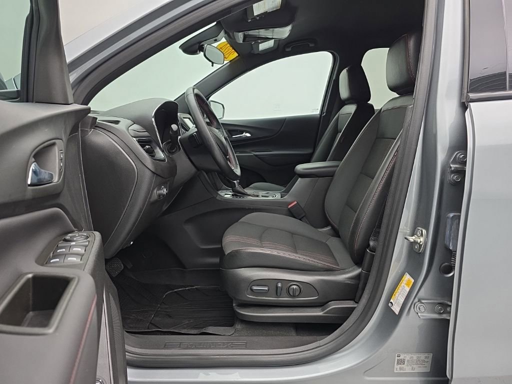 Certified 2024 Chevrolet Equinox RS image 12