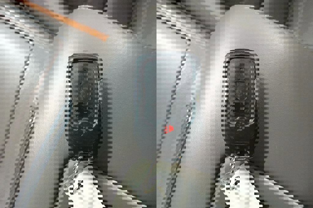 Used 2015 GMC Yukon Denali image 23