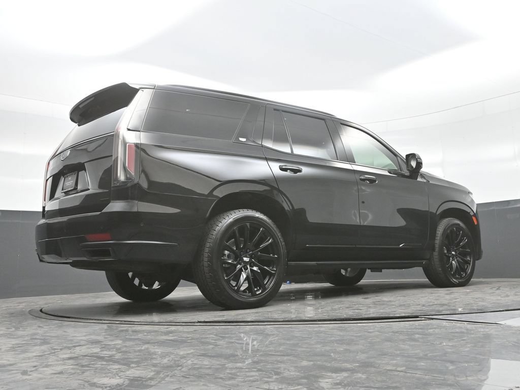 Certified 2022 Cadillac Escalade Sport w/ Touring Package AWD/4WD image 30