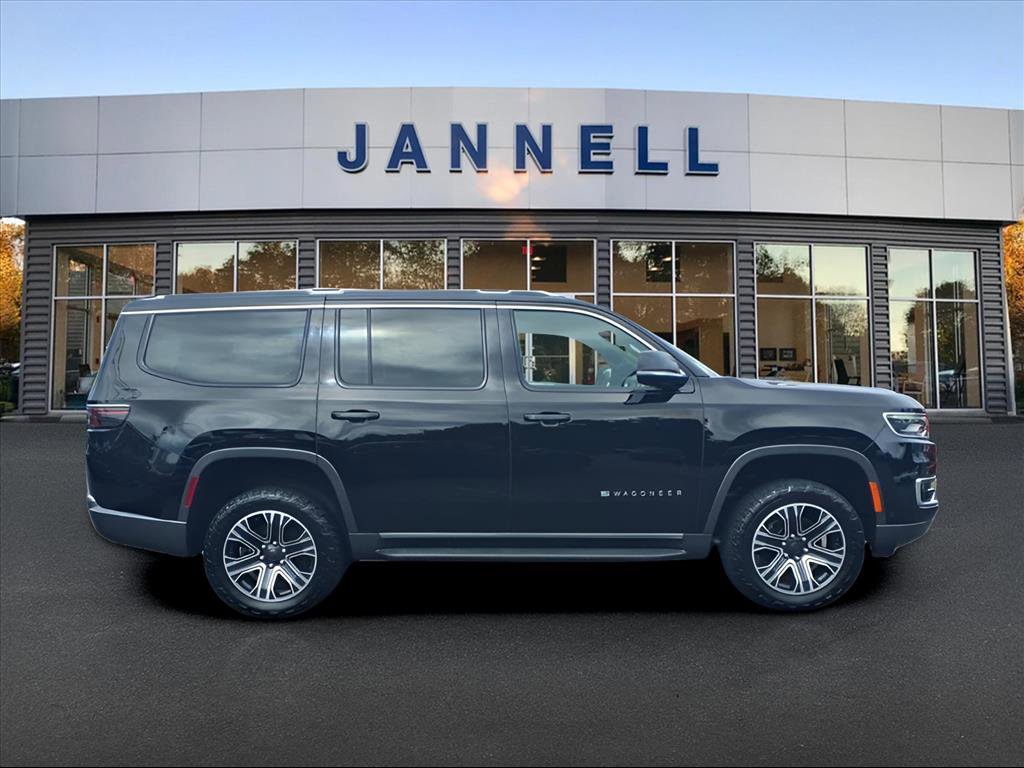 Used 2022 Jeep Wagoneer Series III image 4