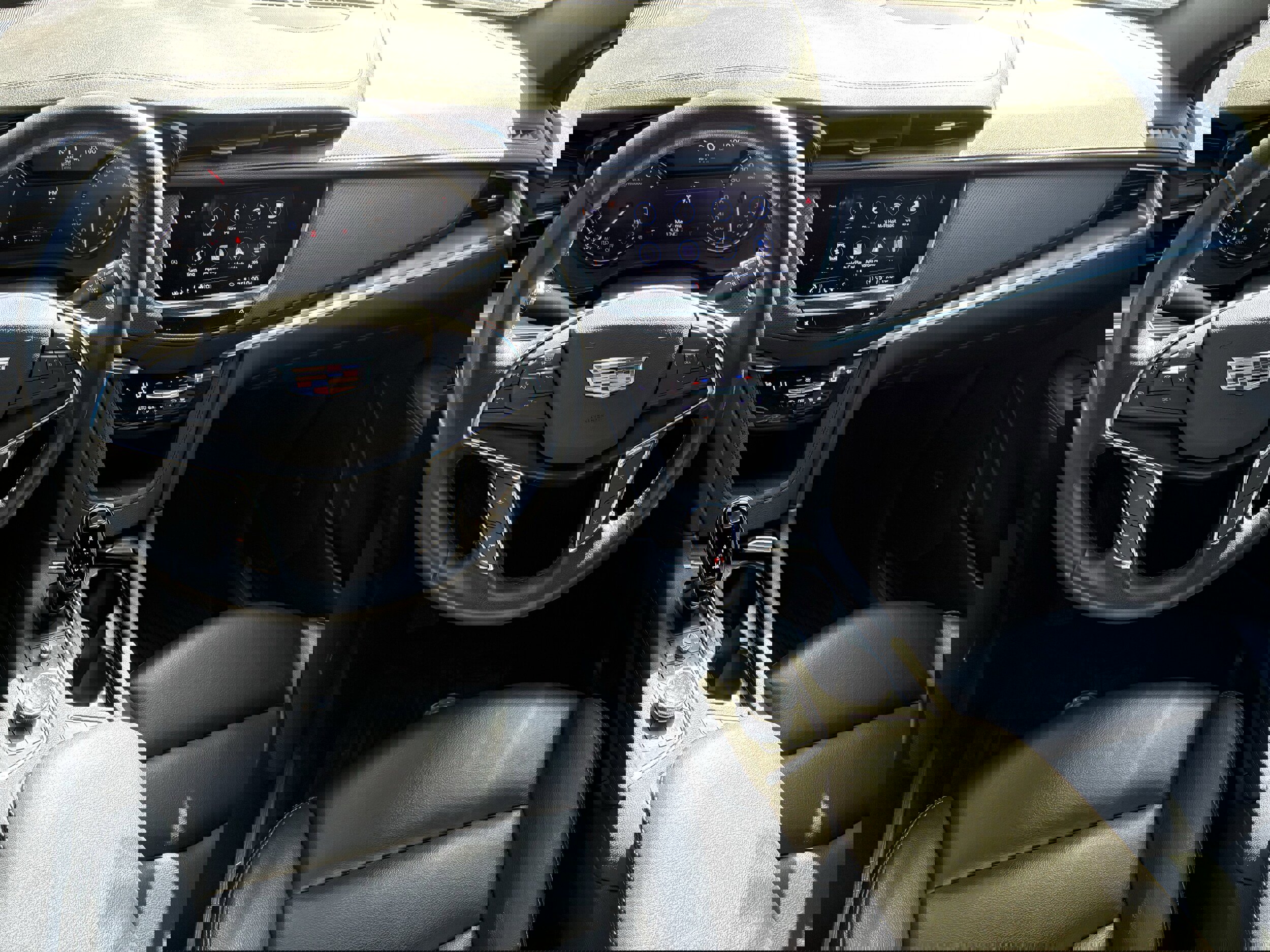 Used 2022 Cadillac XT5 Luxury image 13