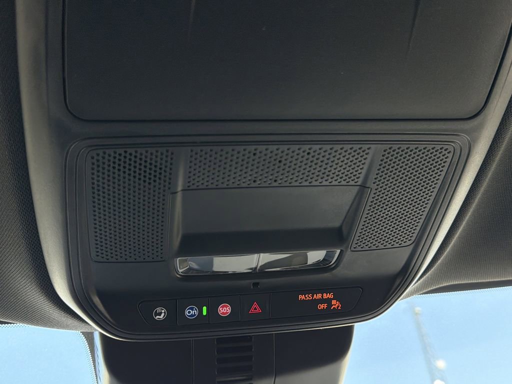 New 2026 Chevrolet Traverse LT FWD image 12