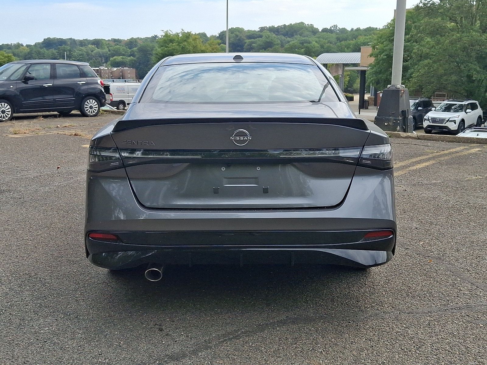 New 2027 Nissan Sentra SR w/ SR All Weather Package FWD image 5