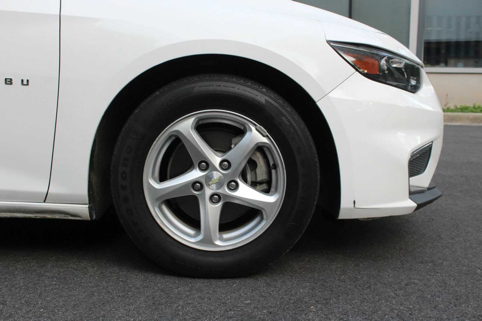 Used 2016 Chevrolet Malibu LS FWD image 4