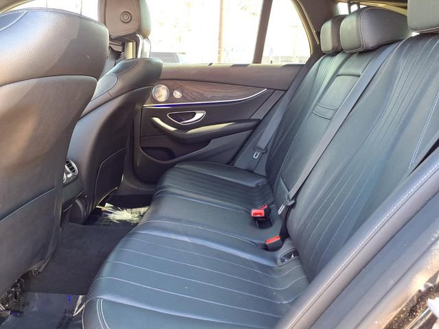 Used 2017 Mercedes-Benz E 400 4MATIC Wagon image 23