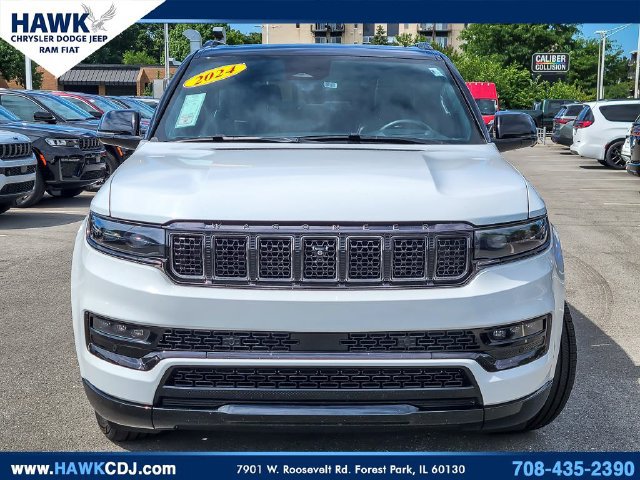 Used 2024 Jeep Grand Wagoneer L Series II w/ Quick Order Packagew 28T AWD/4WD image 4