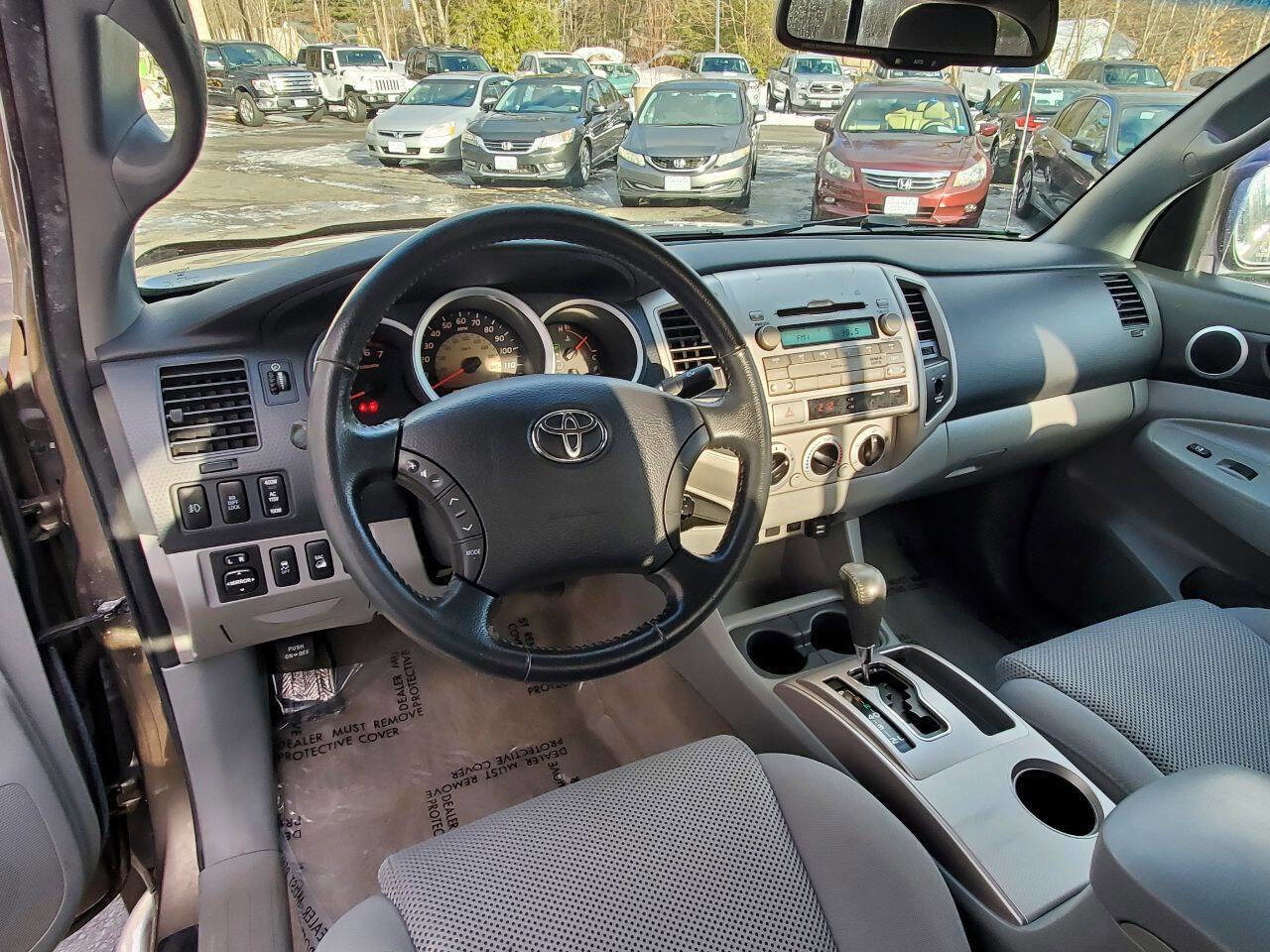 Used 2011 Toyota Tacoma 4x4 Access Cab V6 image 14