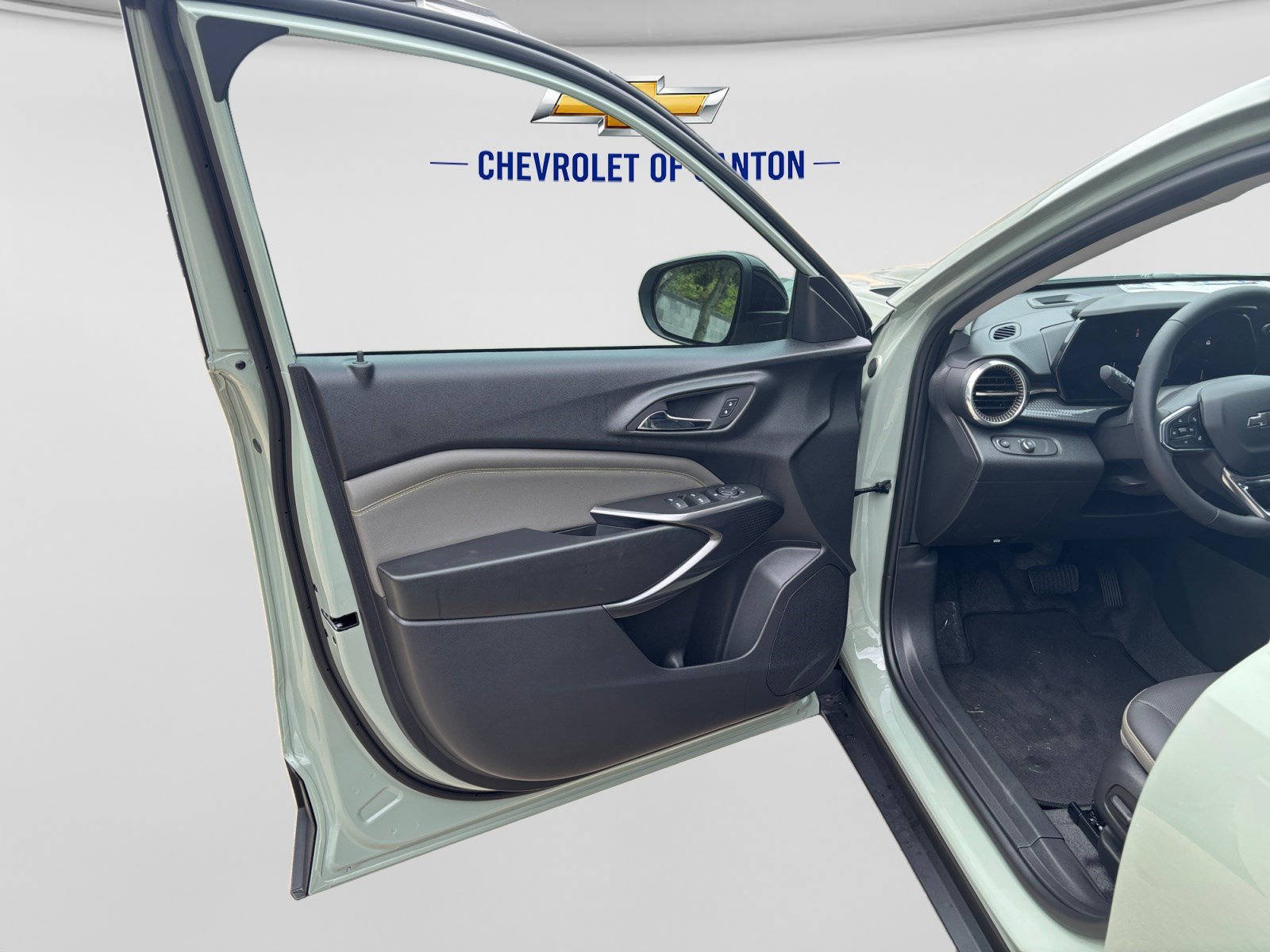 New 2026 Chevrolet Trax ACTIV w/ Driver Confidence Package FWD image 10