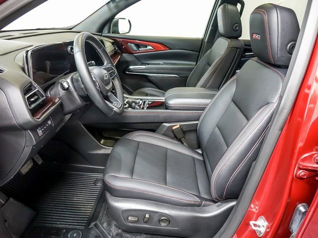 Certified 2025 Chevrolet Traverse Z71 w/ Driver Confidence Package image 12