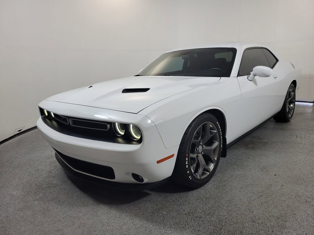 Used 2015 Dodge Challenger SXT Plus w/ Sound Group II image 3