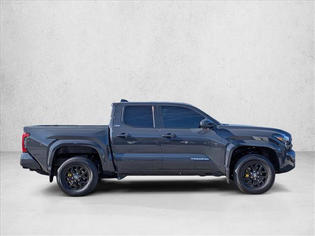 Certified 2025 Toyota Tacoma TRD Off-Road AWD/4WD image 4