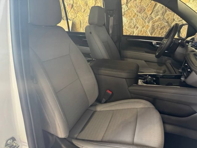 Used 2026 Chevrolet Tahoe LS w/ LPO, Dark Essentials Package AWD/4WD image 21