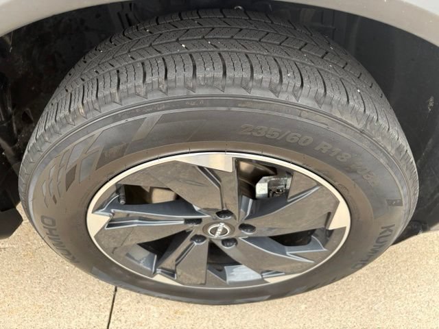 Used 2024 Nissan Rogue SV AWD/4WD image 20