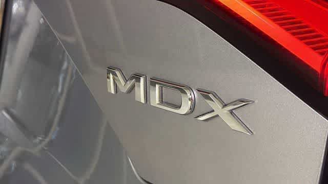 Used 2022 Acura MDX SH-AWD w/ Technology Package image 9