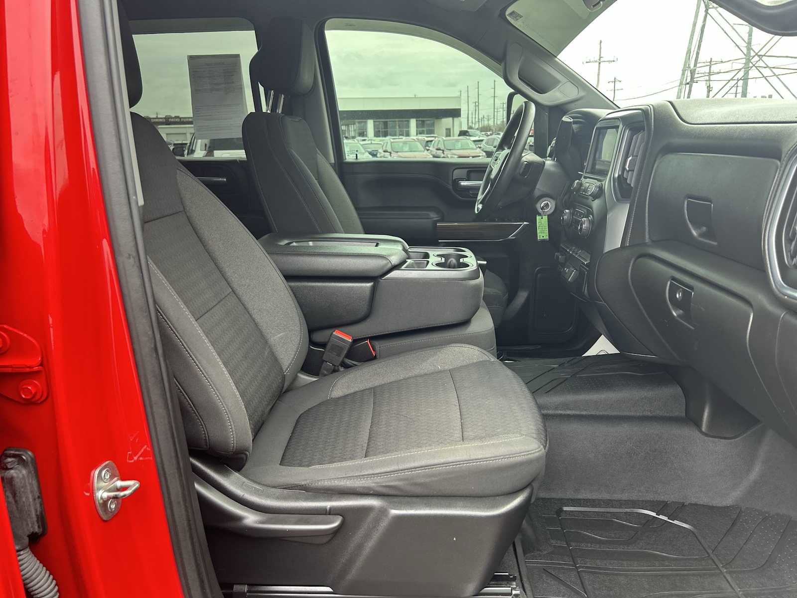 Used 2022 Chevrolet Silverado 2500 LT w/ Snow Plow Prep/Camper Package image 26