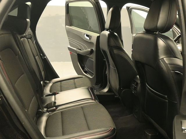 Used 2023 Ford Escape ST-Line AWD/4WD image 16