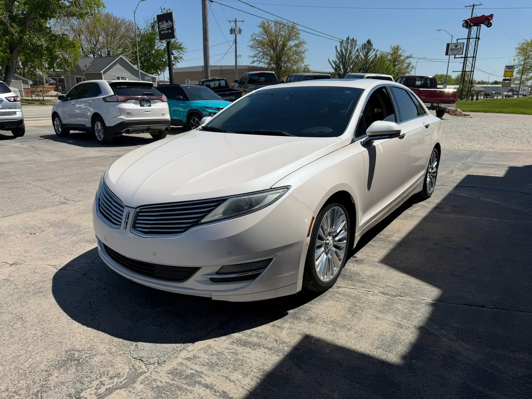 Used 2015 Lincoln MKZ w/ Equipment Group 102A Reserve FWD image 4