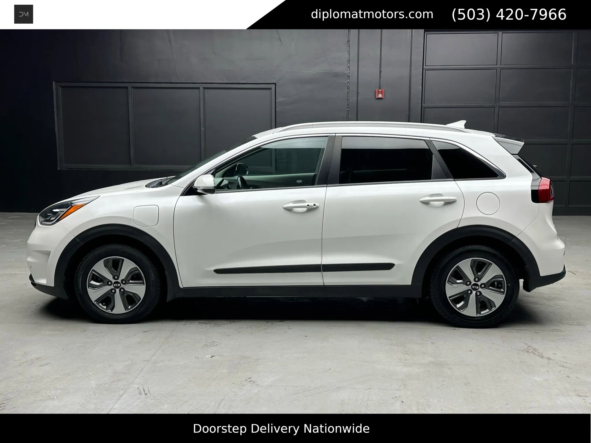 Used 2018 Kia Niro EX Premium image 3
