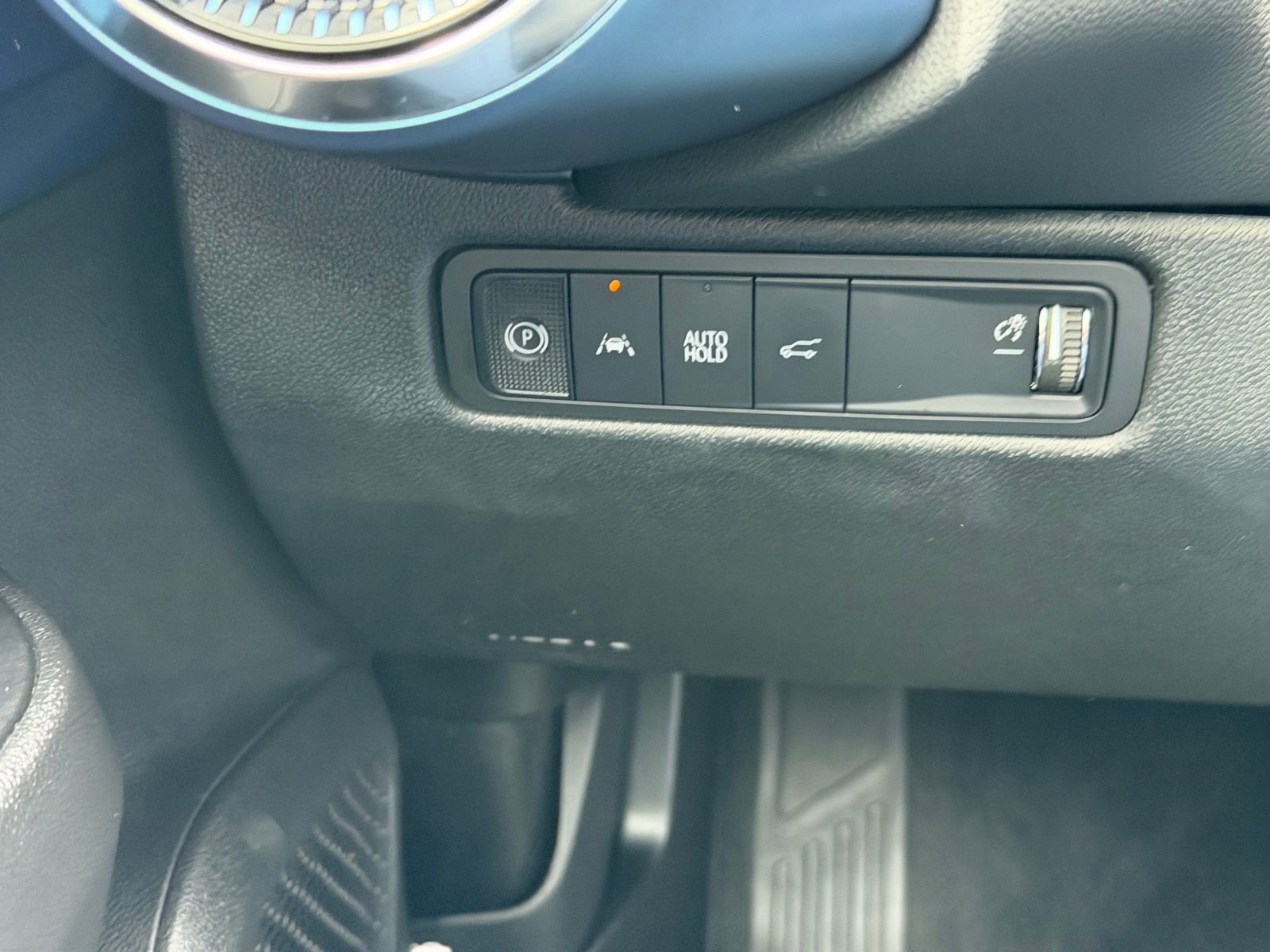 Used 2025 Chevrolet Equinox EV LT w/ Convenience Package FWD image 12