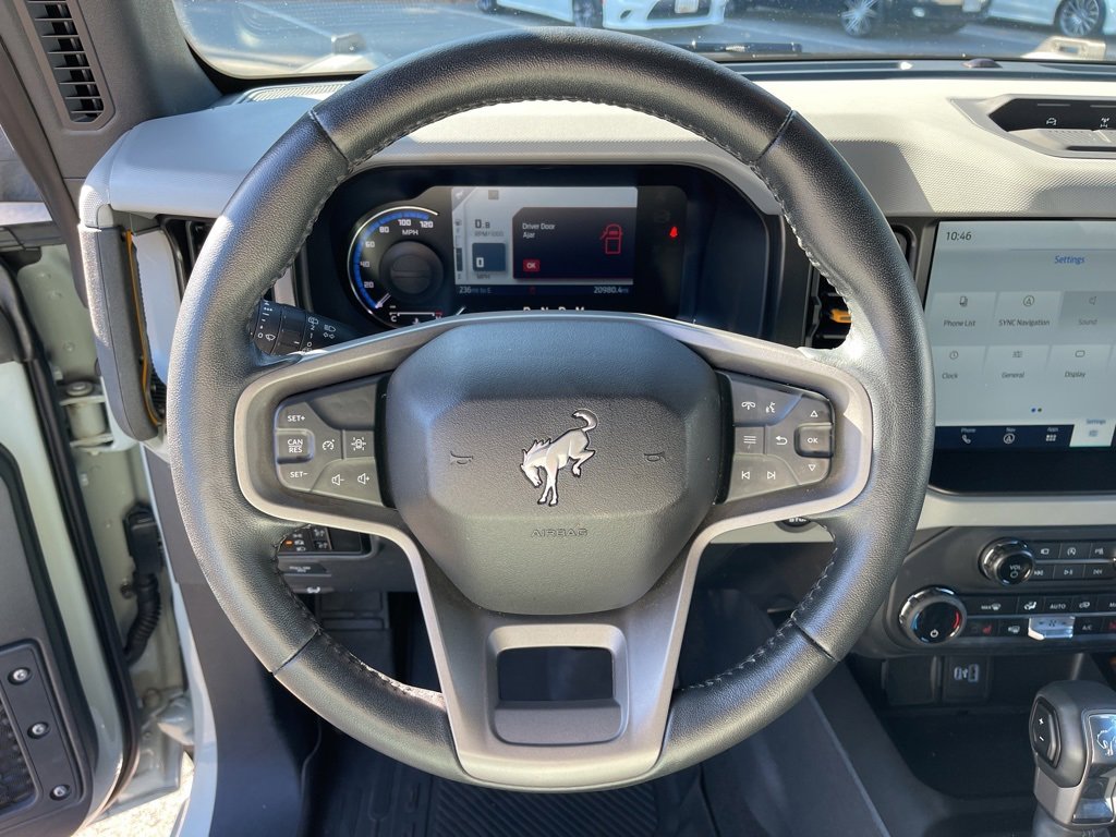 Used 2023 Ford Bronco Badlands w/ Sasquatch Package image 15