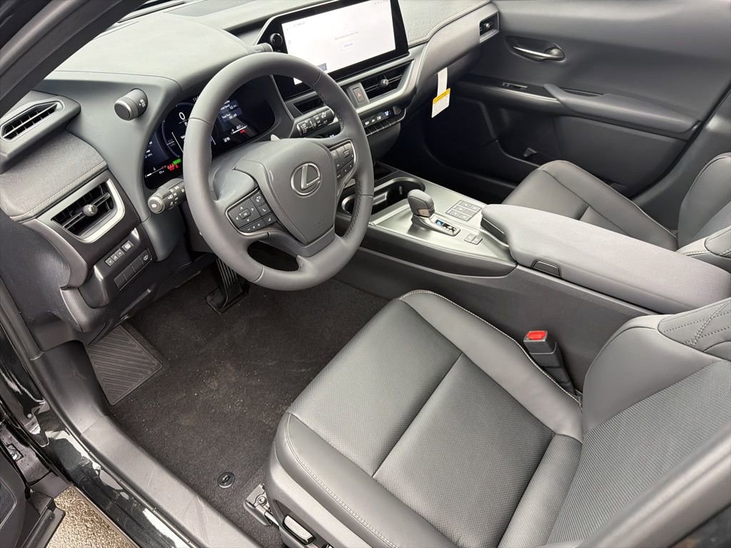 New 2026 Lexus UX 300h AWD image 8