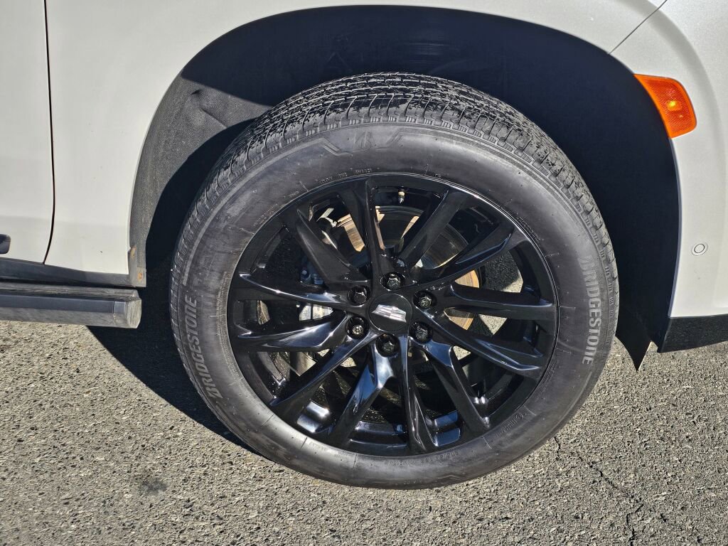 Certified 2023 Cadillac Escalade ESV Sport Platinum image 15