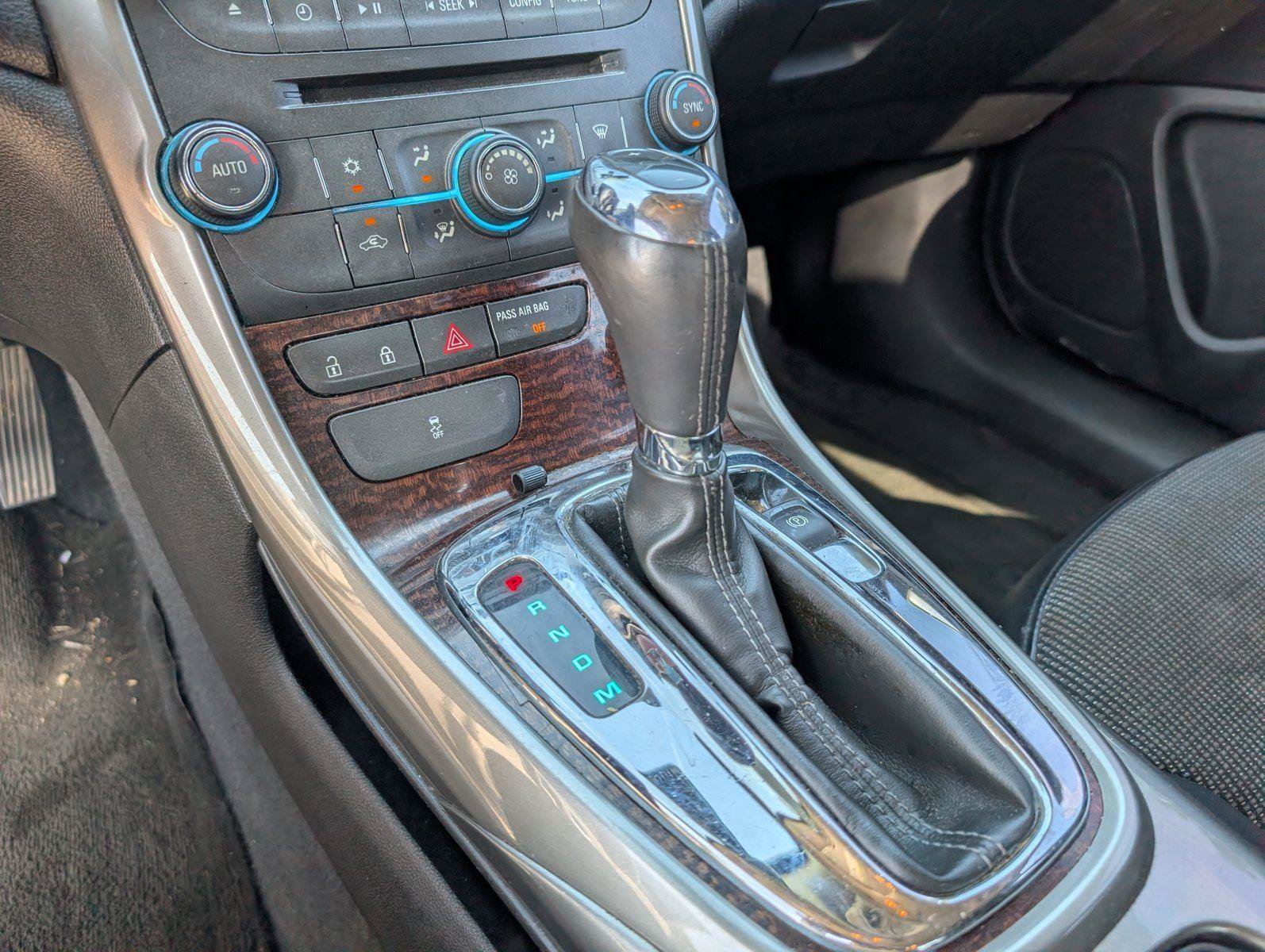 Used 2013 Chevrolet Malibu LT FWD image 18