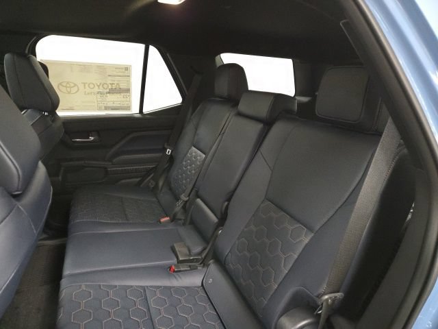 New 2026 Toyota 4Runner Platinum AWD/4WD image 18