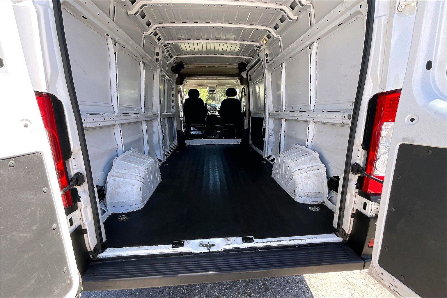 Used 2021 RAM ProMaster 2500 image 7
