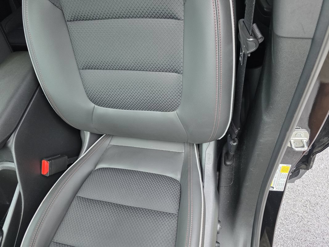 Used 2022 Chevrolet TrailBlazer RS FWD image 11