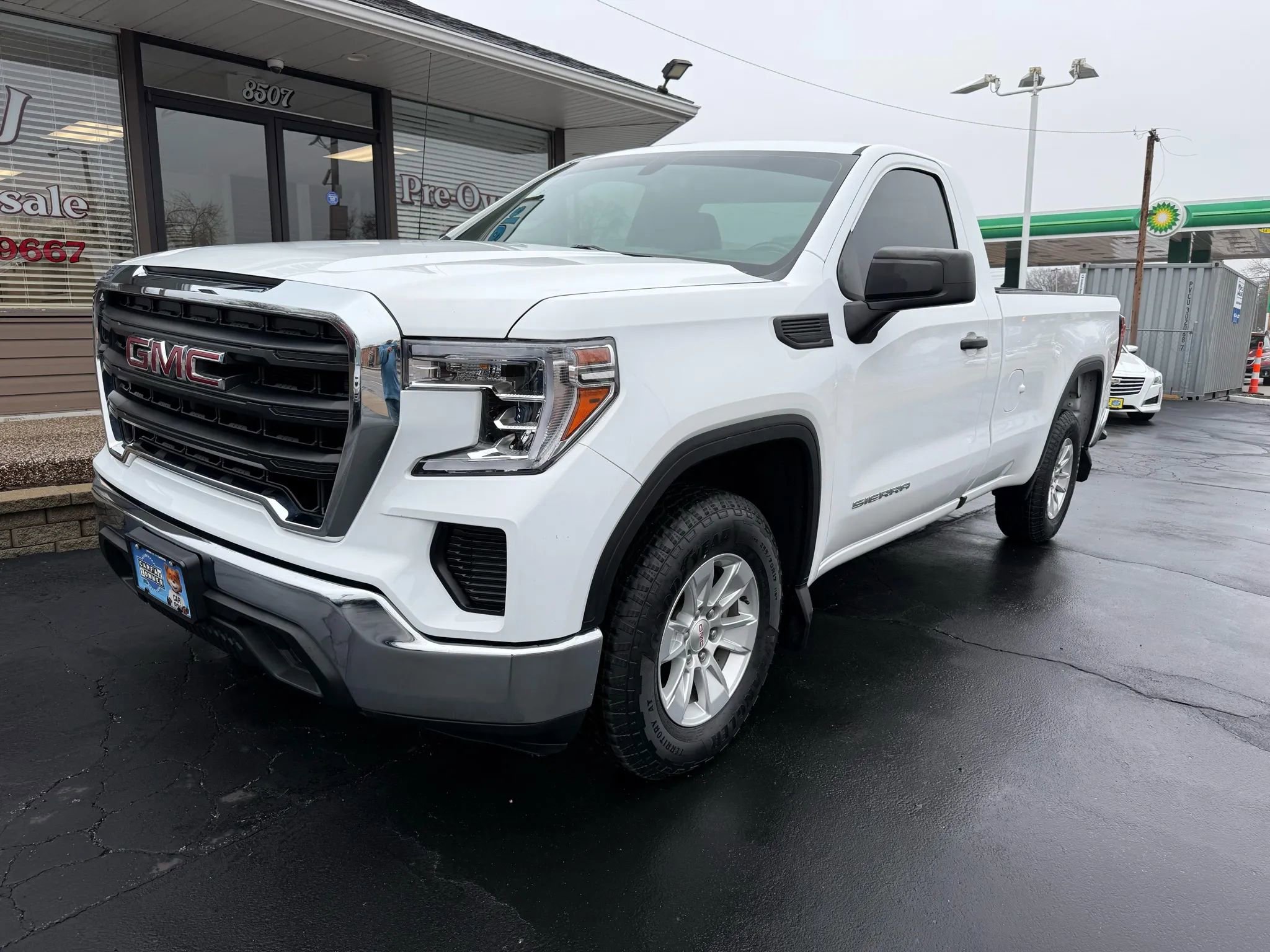 Used 2021 GMC Sierra 1500 2WD Regular Cab w/ Fleet Convenience Package image 3