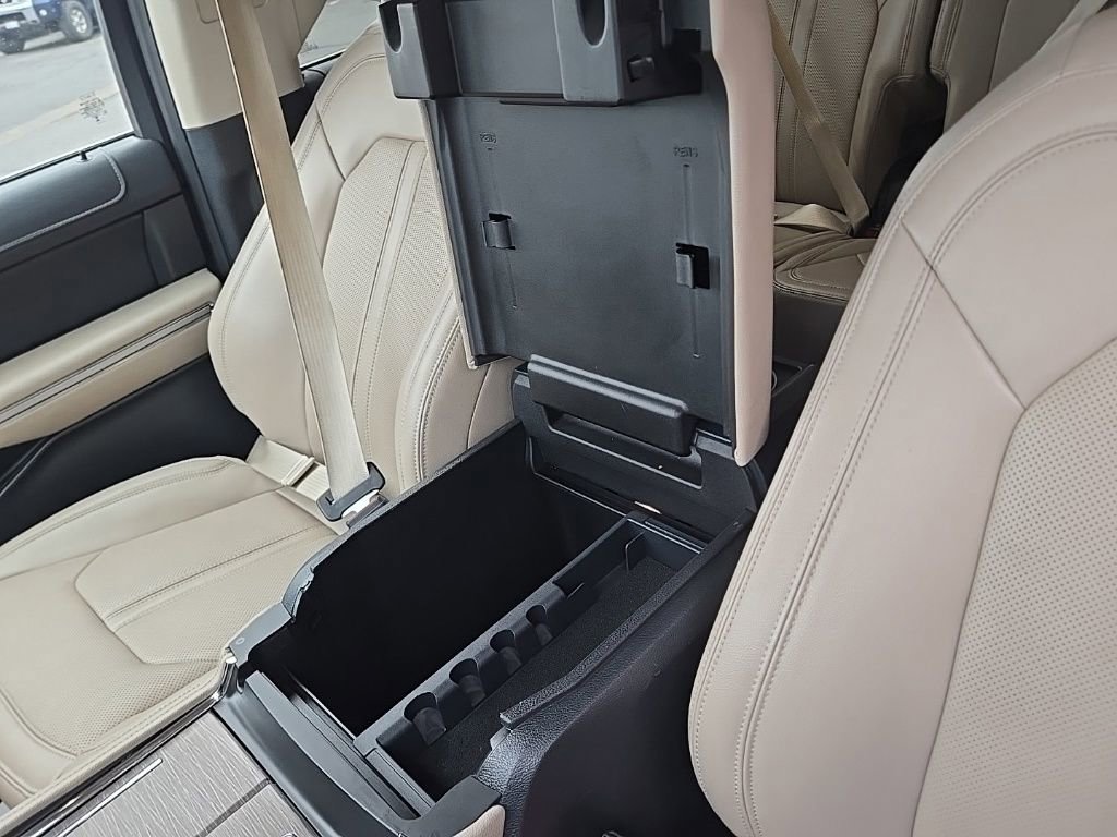 Used 2024 Ford Expedition Limited AWD/4WD image 30