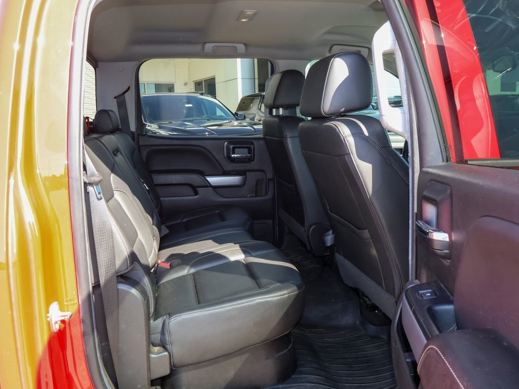 Used 2018 Chevrolet Silverado 1500 LT w/ All Star Edition AWD/4WD image 26