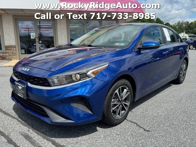 Used 2023 Kia Forte LXS w/ LXS Technology Package FWD image 3